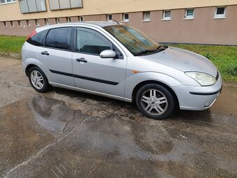 Ford focus - 3