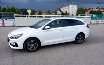 Hyundai i30 CW 1.6Crdi Style r.v.2021 Kúp na Slovensku - 3