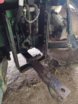 Konzola + záves Zetor - 3
