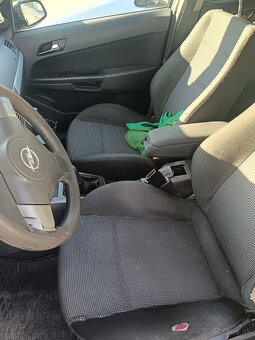 Opel astra h - 3