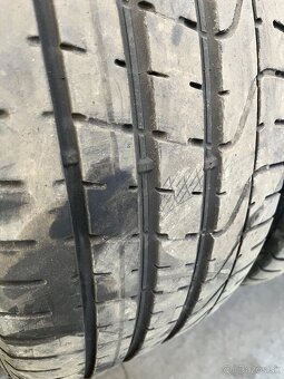 Pirelli P Zero 275/40 R22 - 3