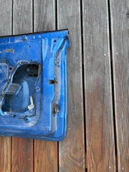 Predám zadné-kufrové dvere na Jimny Cabrio - 3