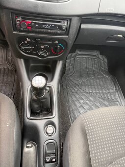 Peugeot 206+ benzín - 3