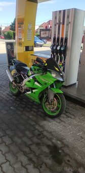 Kawasaki ninja zx6r - 3