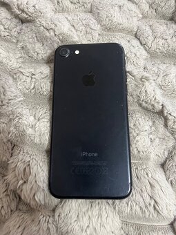 iPhone 7 - 3