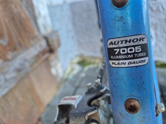 Odpružený cestný bicykel Author - 3