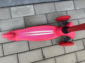 Kolobežka Ferrari shell - 3