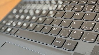 Predám herný notebook Lenovo legion 5 - 3