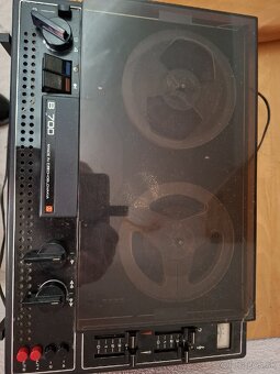 Kotúčový magnetofón B700 - 3