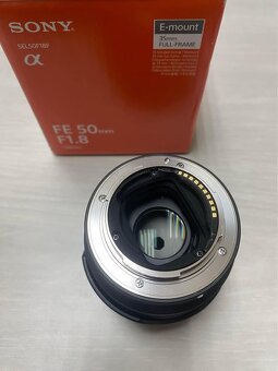 Sony FE 50mm f/1.8 - 3