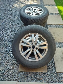 Predám disky na mistubishi 215/70 R16 s pneumatikami nokian - 3