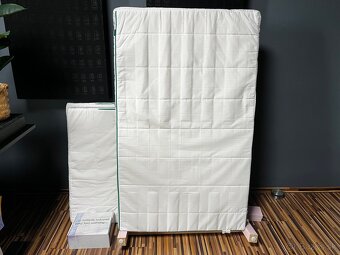 Ikea detská postieľka Busunge s matracom a plachtami - 3
