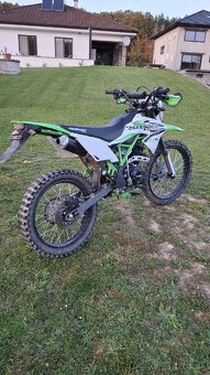 Minirocket Defender 250 - 3