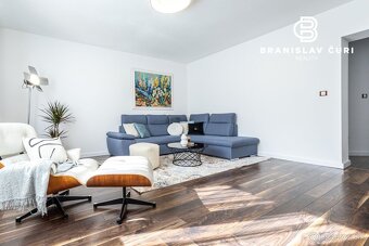 RODINNÝ DOM S BAZÉNOM NA PEREŠI - 3