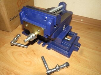 Predam novy krizovy zverak HAINA,celuste 100 mm - 3