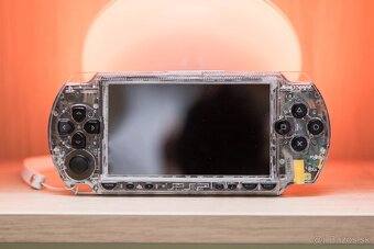 Sony PSP 1004 clear 64 GB | IPS displej | PS Vita joystick - 3