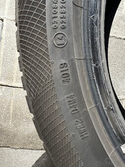 Predám zimné pneumatiky 215/55r18 - 3