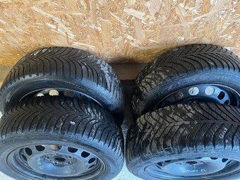 Plechové disky Passat B7 R16 - 3