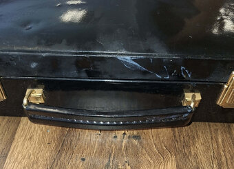 STARÝ KOZMETICKÝ KUFRÍK - 3