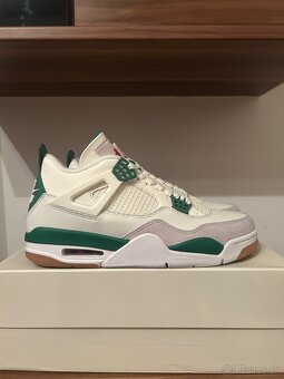 Jordan 4 Pine Green - 3