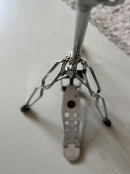 Stojan na hihat s dvomi činelami - 3