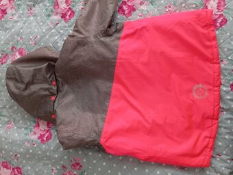 Vetrovka v.146/152 - 3