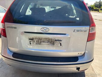 Rozpredam Hyundai i30 1.4 2011 - 3