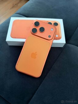 Apple  iPhone 17 Pro orange 256gb.  Bateria 97% - 3