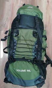 nový nepoužitý batoh objem 90L s ochrannou plas - 3