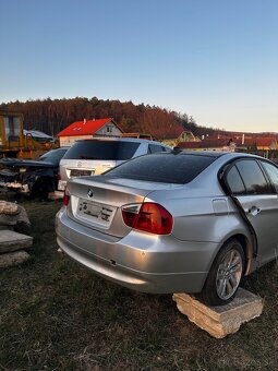 BMW e90 320D - 3
