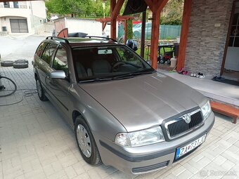Predám Škoda Octavia combi Tour 1,6benzín - 3