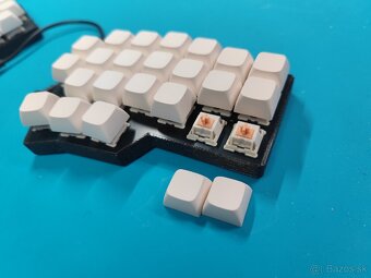 Corne v4.1 mechanická klávesnica - 3