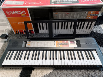 Predám Keyboard Yamaha PSR-F50 - 3