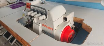 Průmyslový 4 nitný overlock Siruba 747Qe - 3