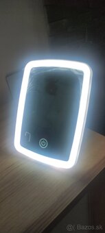 LED kozmetické zrkadlo - 3