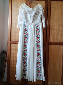 Svadobné šaty s ľudovým motívom - veľ.40-42 - 3