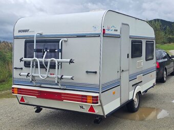 Obytny prives Hobby 420 - Classic, predstan - 3