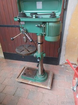 Stojanova vŕtačka 1 - 3