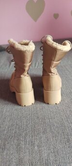 Béžové dámske zimné zateplené topánky - 3
