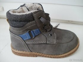 Bobbi Shoes topánočky s kožušinou veľkosť 23 - 3