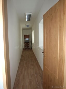 Administratívne priestory - 3