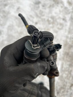 vstrekovače BOSCH 1.6 HDI Peugeot, Citroen - 3