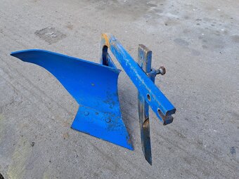 Predám tov. pluh na malotraktor - 3