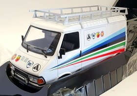 Fiat 242 Van Rallye Assistance Fiat Abarth 1980 1:18 IXO - 3