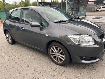 Toyota Auris - 3