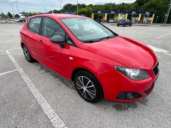 SEAT Ibiza Sport 1.4 16V, 63 kW, 12/2010, 141 600 km - 3