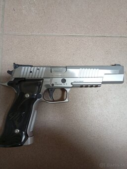 Samonabijaciu pištoľ,Sig Sauer P226 - 3