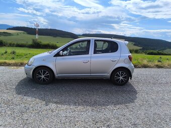 Toyota Yaris 1,3 A/T VVT-I SOL 3D - 3