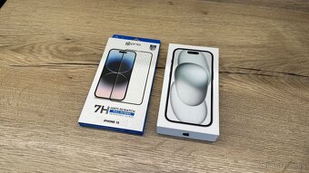Apple iPhone 15 128GB čierny - 3