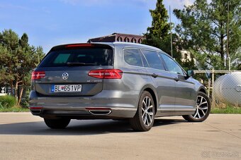 Volkswagen Passat 2.0 BiTdi 176kw 4motion Highline Virtual - 3